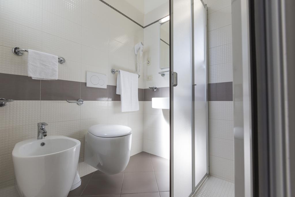 Hotel Vela D'Oro Riccione Extérieur photo